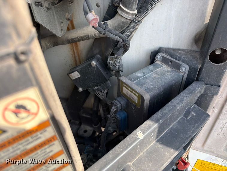 image for item FP4027 2016 Utility VS2RA refrigerated van trailer