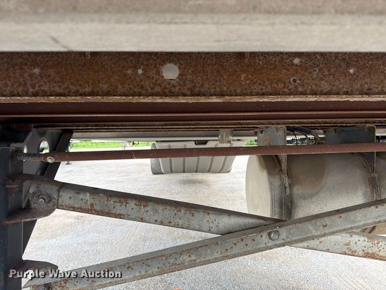 image for item FP4027 2016 Utility VS2RA refrigerated van trailer