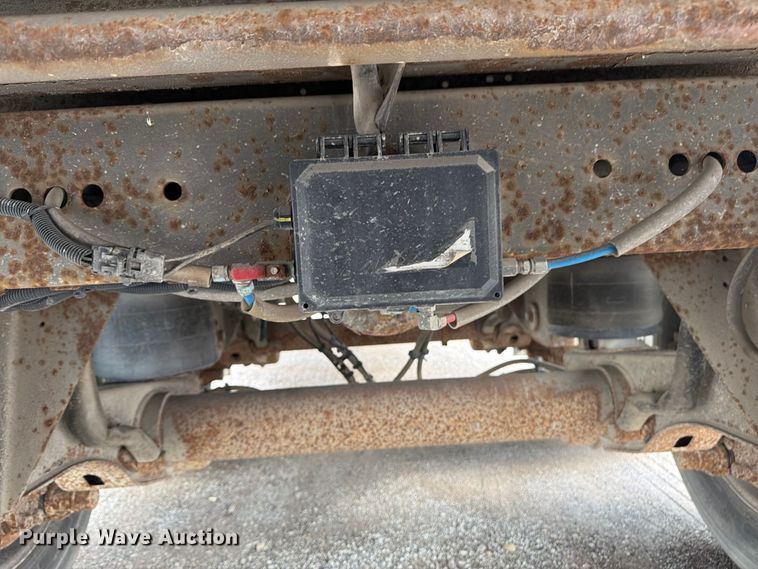 image for item FP4027 2016 Utility VS2RA refrigerated van trailer