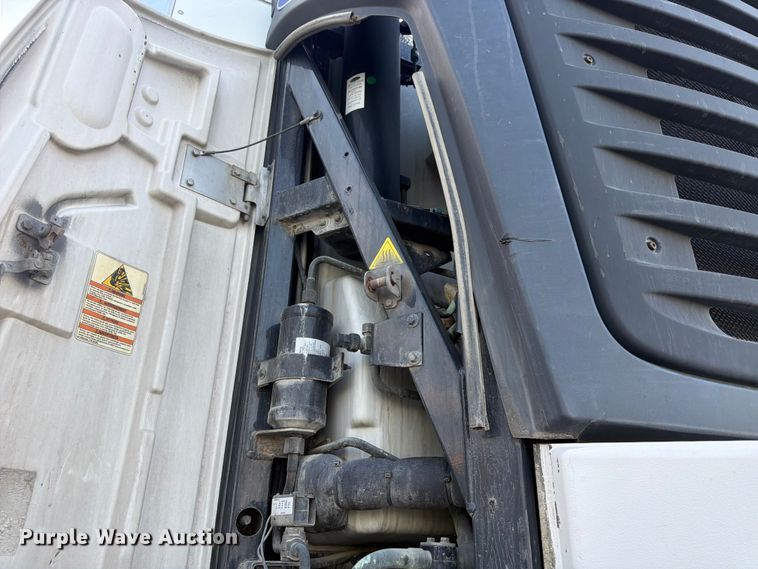 image for item FP4029 2019 Utility VS2RA refrigerated van trailer