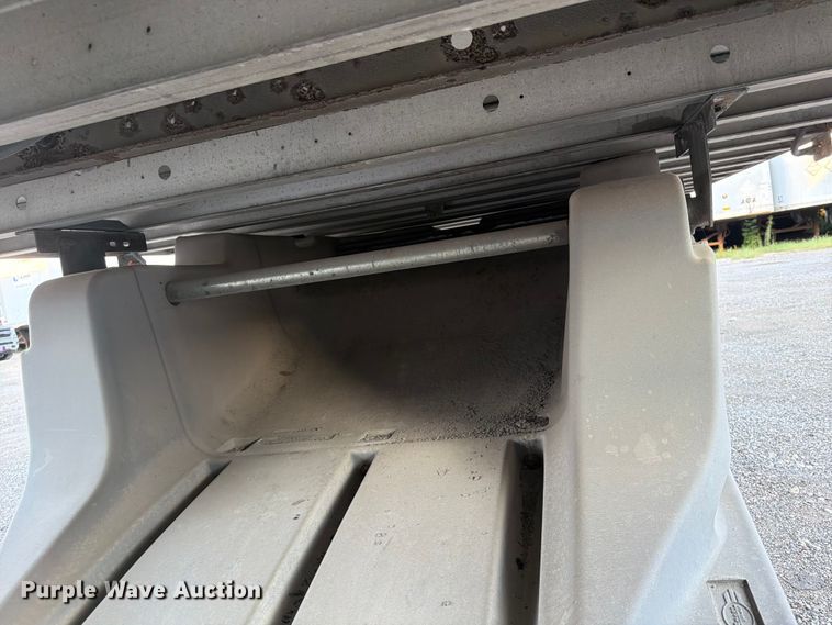 image for item FP4031 2016 Utility VS2RA refrigerated van trailer