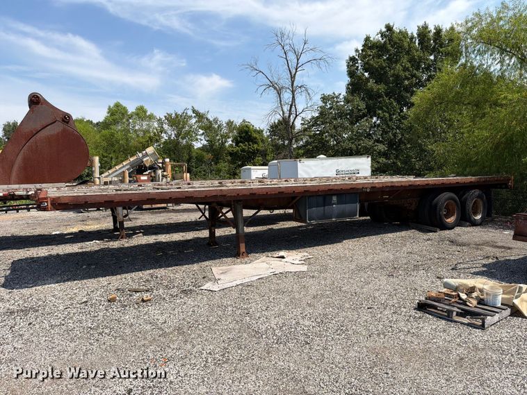 image for item FT6174 1974 Transcraft flatbed trailer