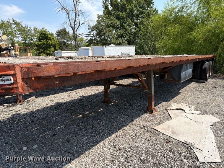 image for item FT6174 1974 Transcraft flatbed trailer