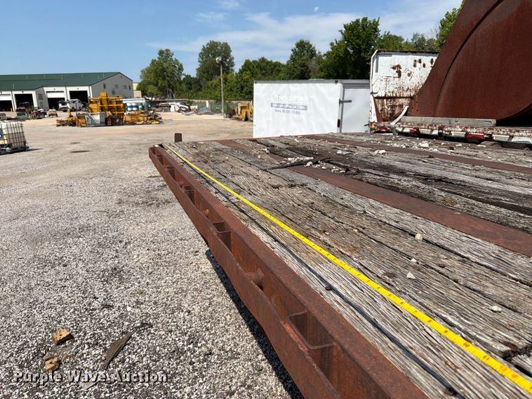 image for item FT6174 1974 Transcraft flatbed trailer