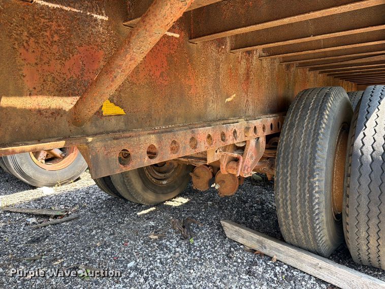 image for item FT6174 1974 Transcraft flatbed trailer