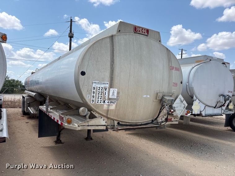 image for item JM9393 1994 Heil fuel trailer