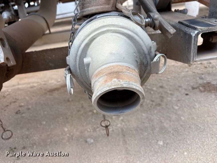 image for item JM9393 1994 Heil fuel trailer