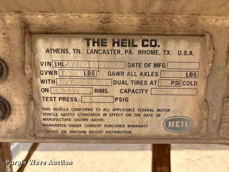 image for item JM9393 1994 Heil fuel trailer