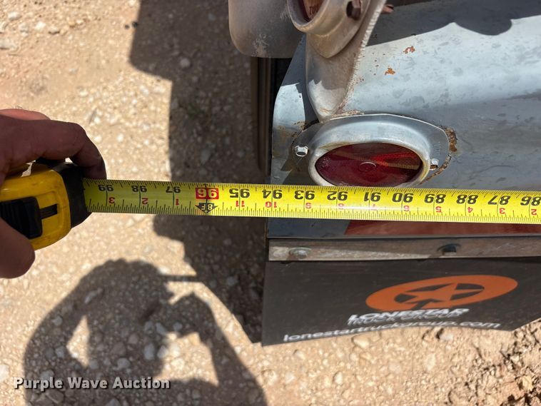 image for item JM9394 1980 Heil fuel trailer