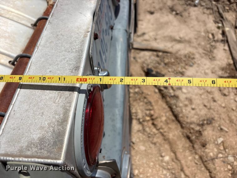 image for item JM9394 1980 Heil fuel trailer