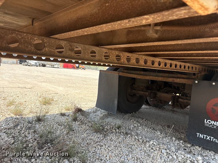 image for item JM9396 1999 Trailmobile  dry van trailer