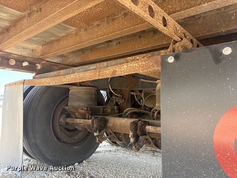 image for item JM9396 1999 Trailmobile  dry van trailer