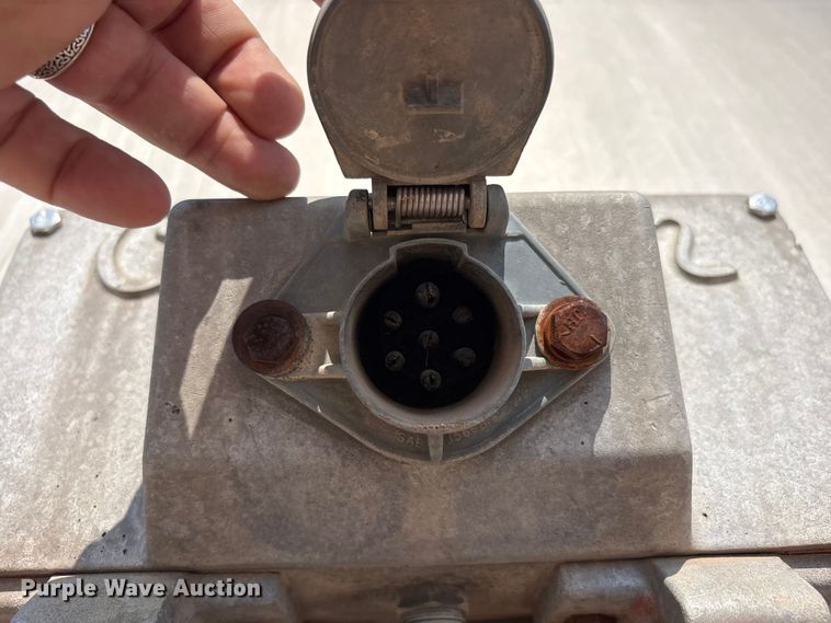 image for item JM9397 1981 Custom Trailers fuel trailer