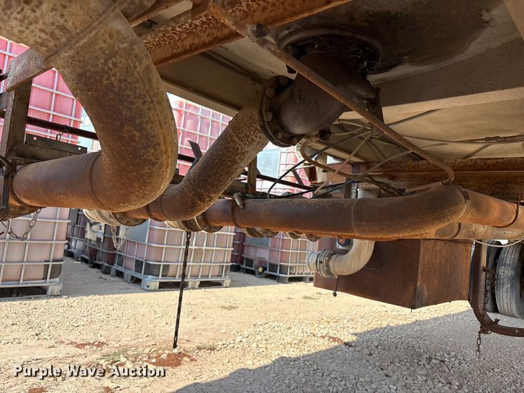 image for item JM9397 1981 Custom Trailers fuel trailer