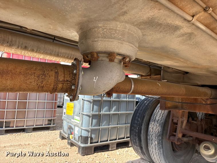 image for item JM9397 1981 Custom Trailers fuel trailer