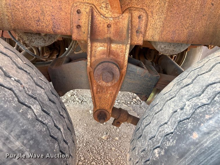 image for item JM9397 1981 Custom Trailers fuel trailer