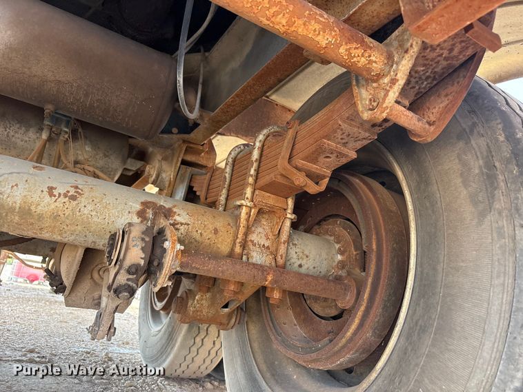image for item JM9397 1981 Custom Trailers fuel trailer