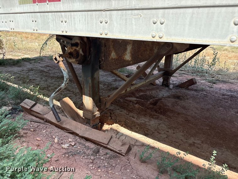 image for item JM9401 2000 Trailmobile dry van trailer