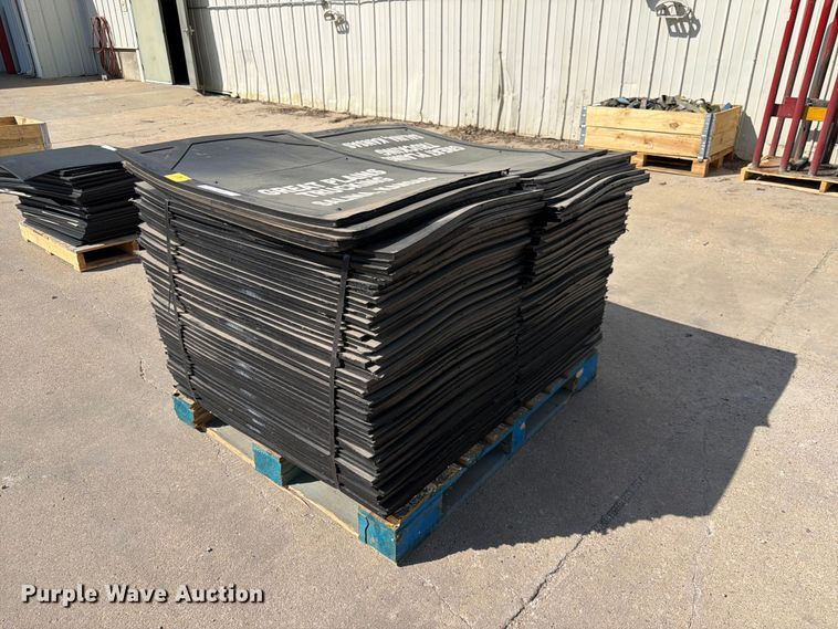 (106) 24" x 36" mud flaps