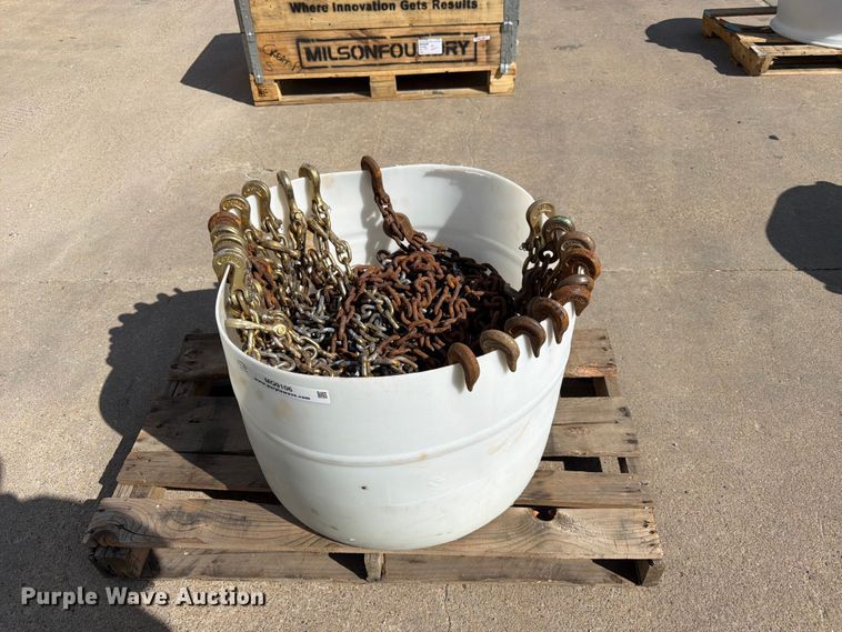 image for item MQ9106 (20) 5/16inch, grade 70 chains