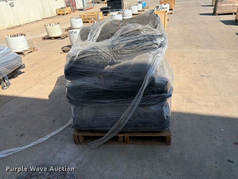image for item MQ9121 (10) tarps