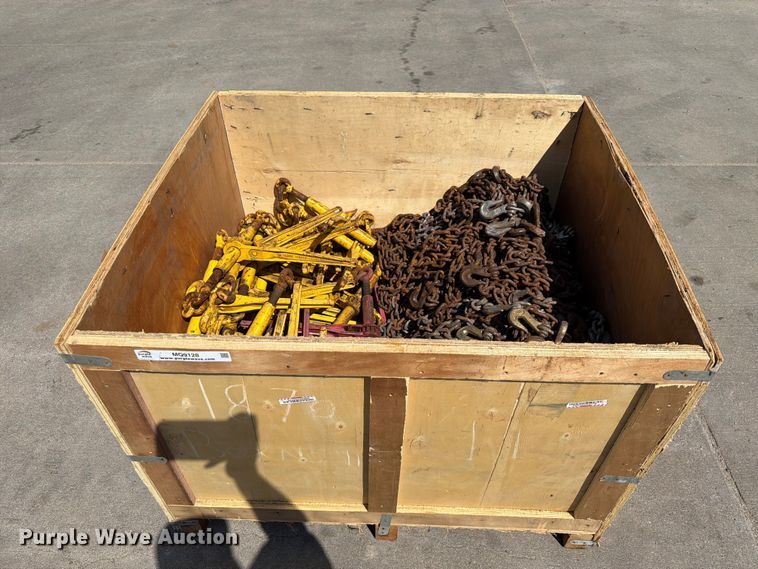 image for item MQ9128 Chains & chain binders