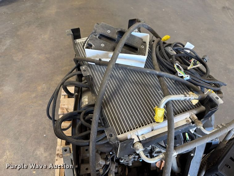 image for item MQ9146 2024 Thermo King Tripac auxiliary power unit
