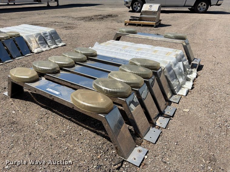 image for item MQ9151 (10) light bar towers