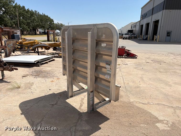 image for item MZ9979 Merritt headach rack