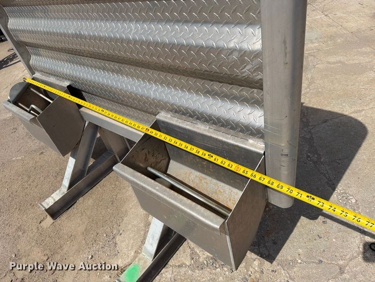 image for item MZ9979 Merritt headach rack