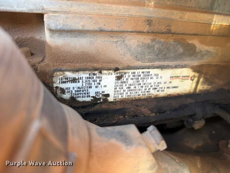 image for item NC9837 2002 International 9200i semi truck