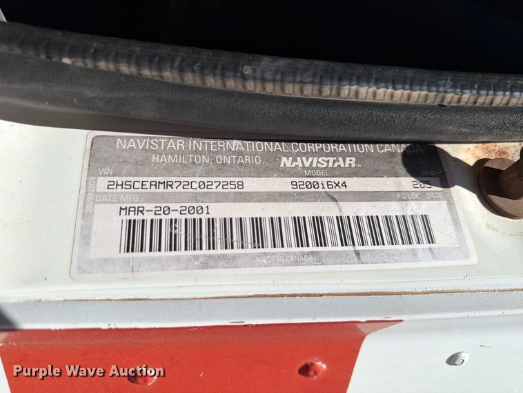 image for item NC9837 2002 International 9200i semi truck