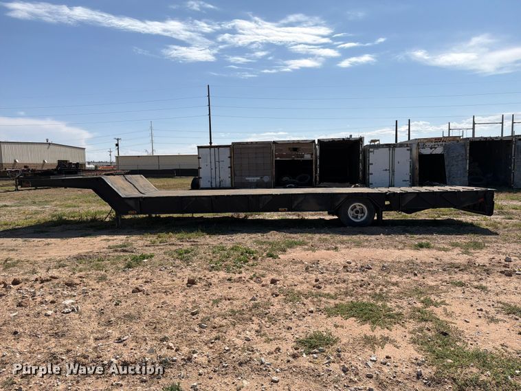 image for item NC9845 1980 Muv-All Trailer drop deck equipment trailer
