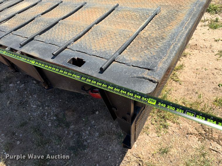 image for item NC9845 1980 Muv-All Trailer drop deck equipment trailer
