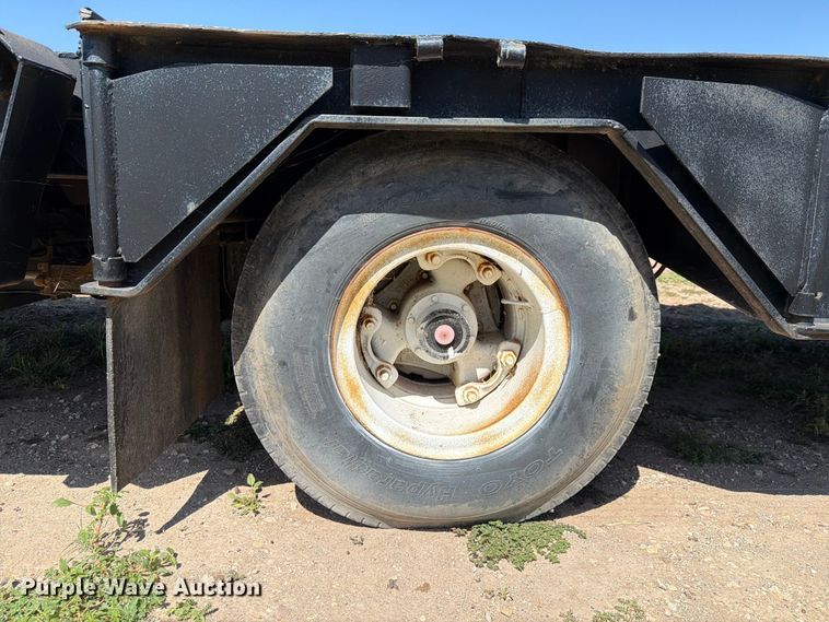 image for item NC9845 1980 Muv-All Trailer drop deck equipment trailer