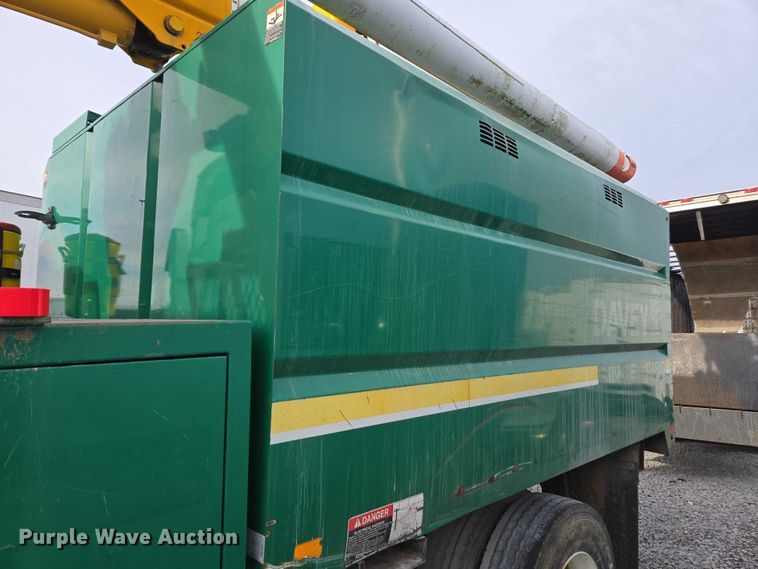 image for item YA1732 2012 Freightliner Business Class M2 forestry bucket truck