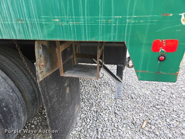 image for item YA1732 2012 Freightliner Business Class M2 forestry bucket truck
