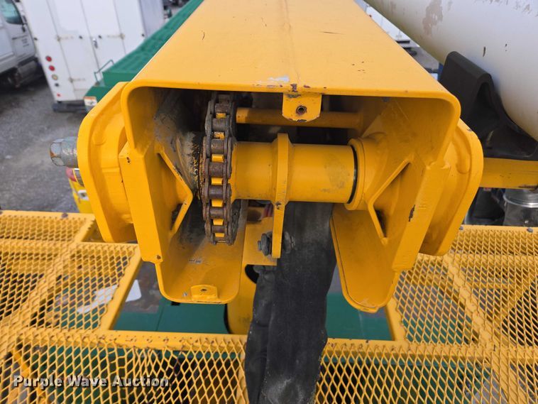 image for item YA1732 2012 Freightliner Business Class M2 forestry bucket truck
