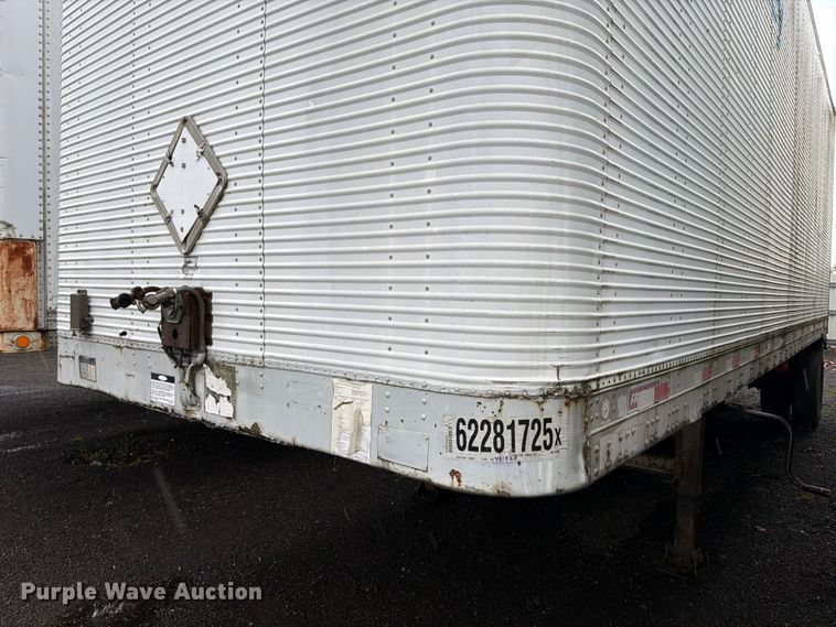 image for item YA1828 Fruehauf dry van trailer