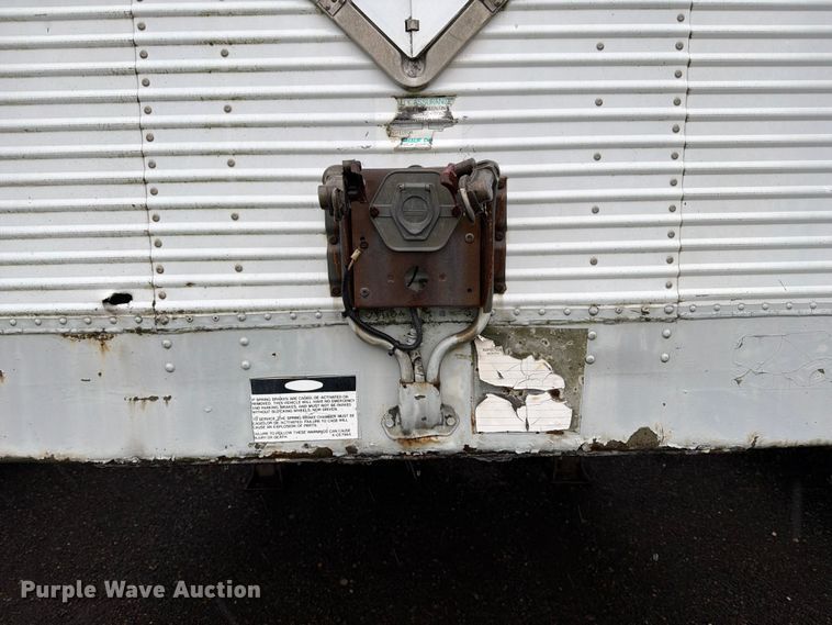 image for item YA1828 Fruehauf dry van trailer
