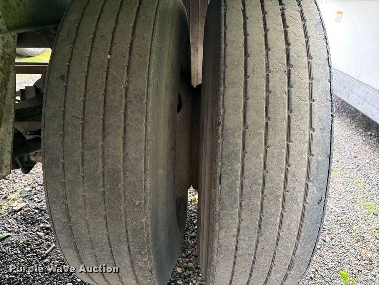 image for item YA1828 Fruehauf dry van trailer