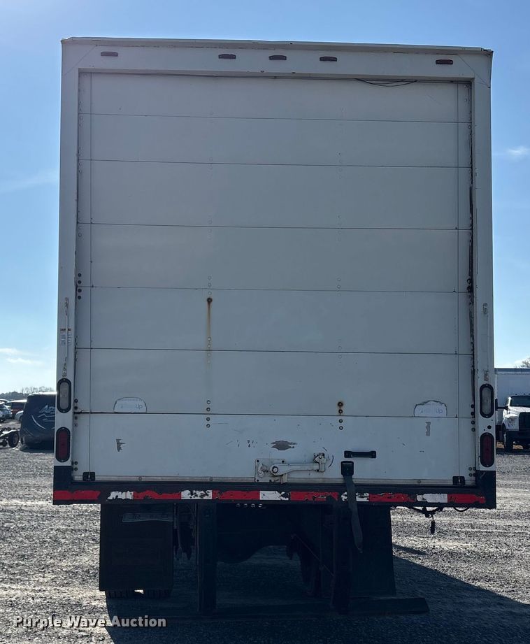 image for item YA1935 2016 Hino 268 box truck