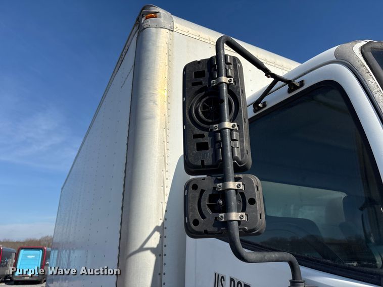 image for item YA1935 2016 Hino 268 box truck
