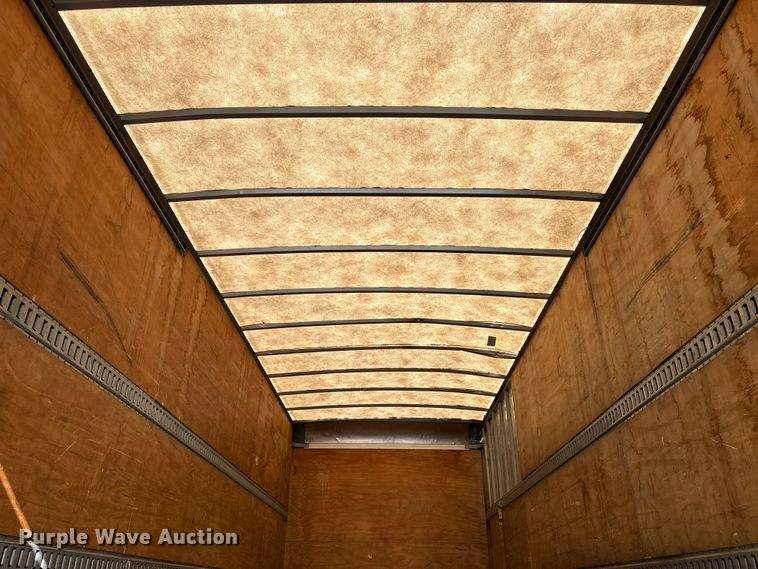 image for item YA1935 2016 Hino 268 box truck