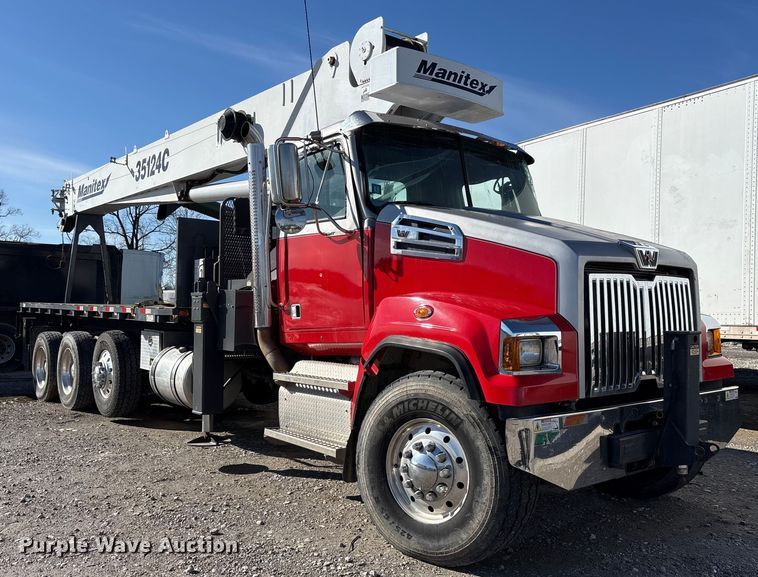 image for item YA2011 2019 Western Star 4700 crane truck