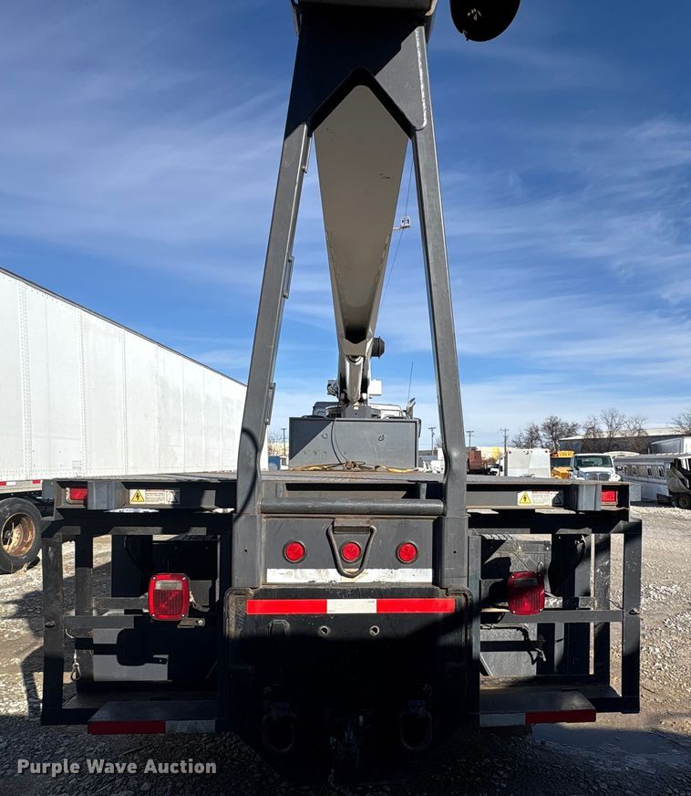 image for item YA2011 2019 Western Star 4700 crane truck