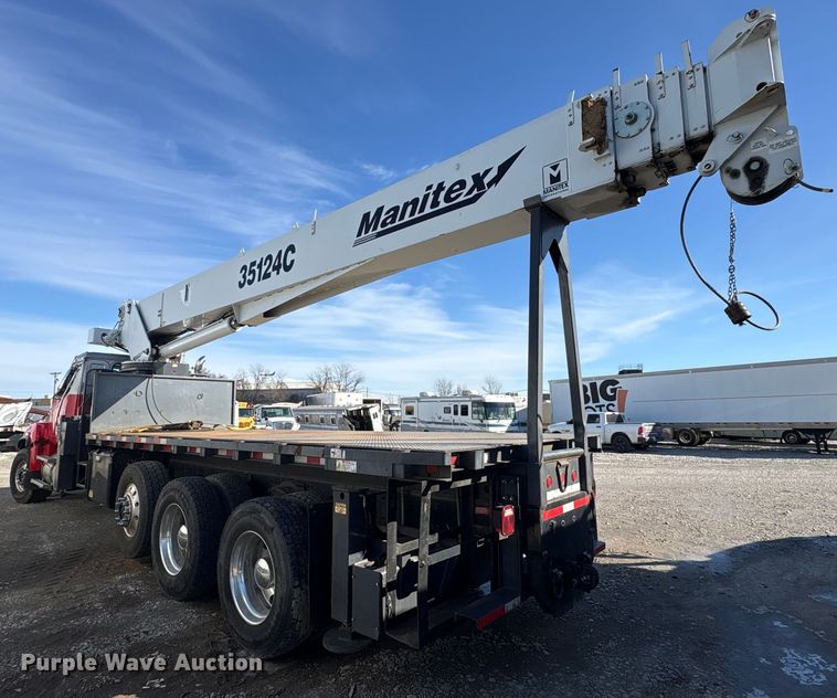 image for item YA2011 2019 Western Star 4700 crane truck