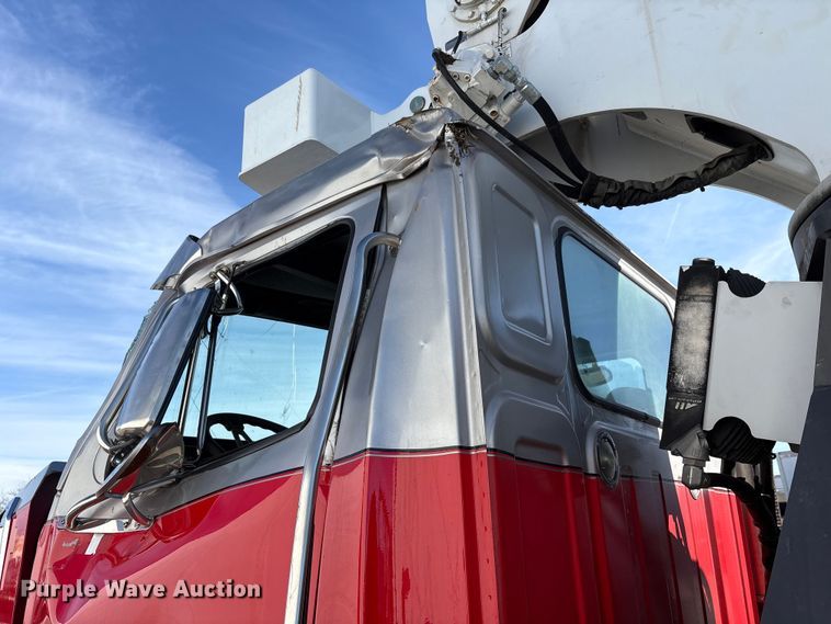 image for item YA2011 2019 Western Star 4700 crane truck