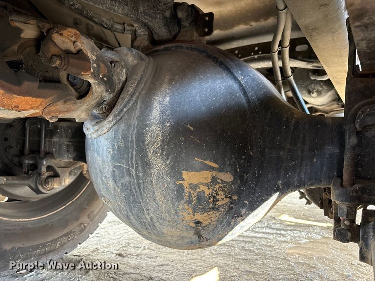 image for item YA2011 2019 Western Star 4700 crane truck