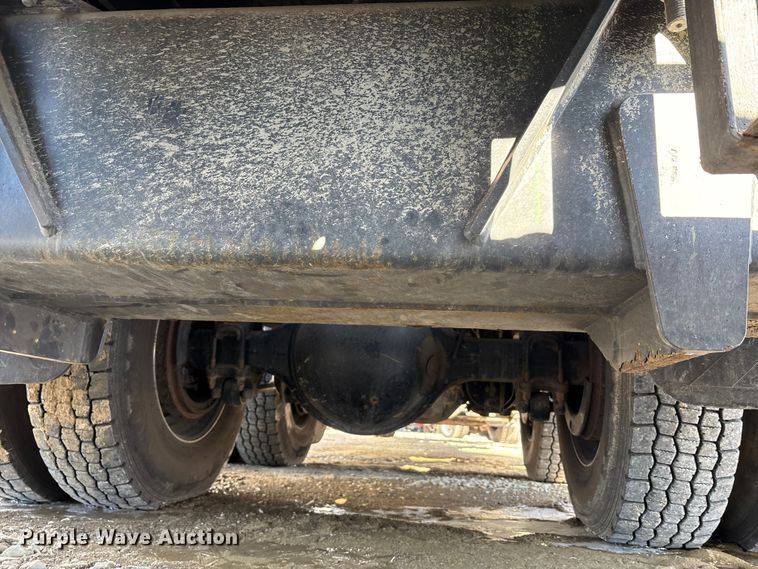 image for item YA2011 2019 Western Star 4700 crane truck